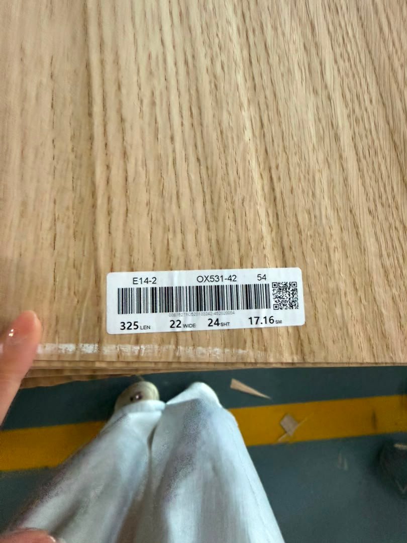 European Oak Straight Grain Veneer 0.5 mm – AA Grade