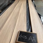 natural red oak straight grain veneer 40s aa image 01